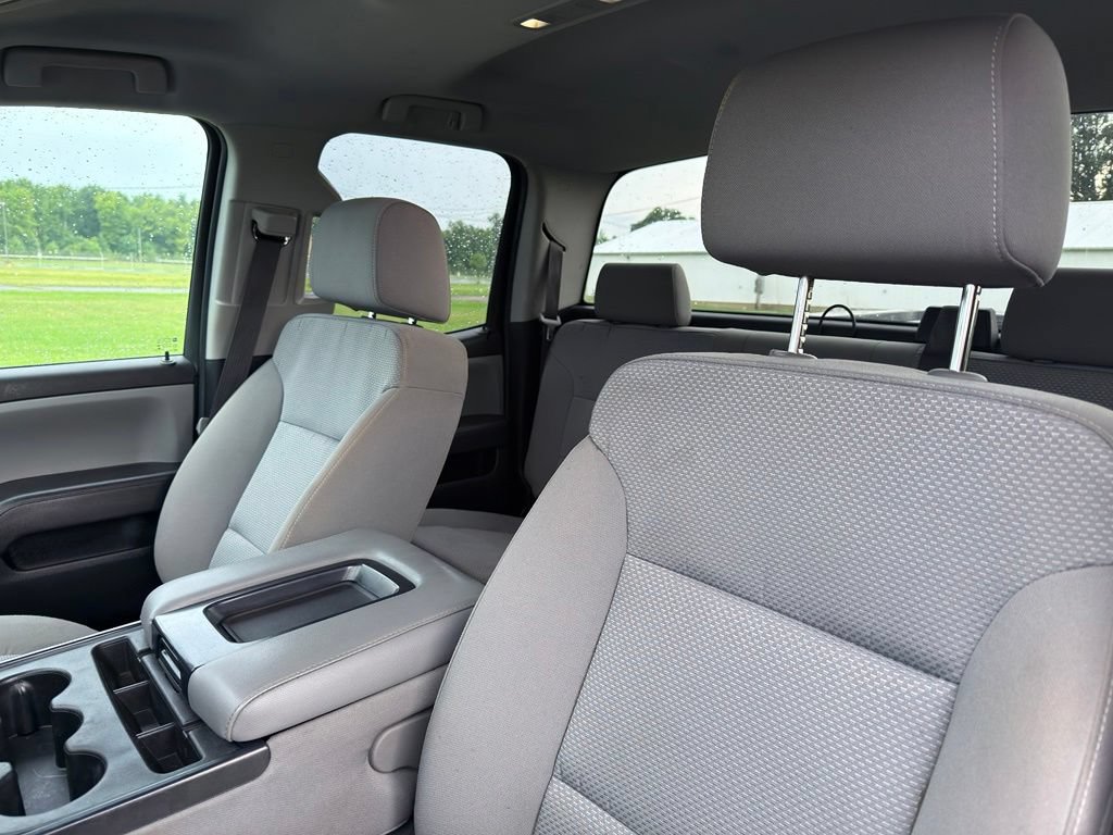 Used 2019 Chevrolet Silverado 2500 W/T AWD/4WD image 19