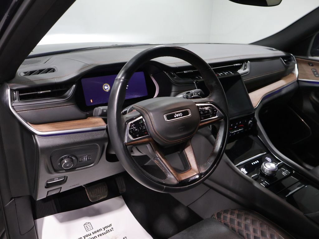 Used 2023 Jeep Grand Cherokee Summit image 15