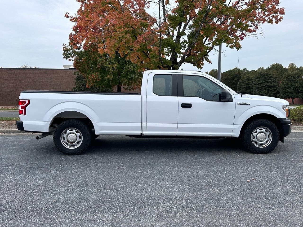 Used 2019 Ford F150 XL w/ Equipment Group 101A Mid RWD image 5