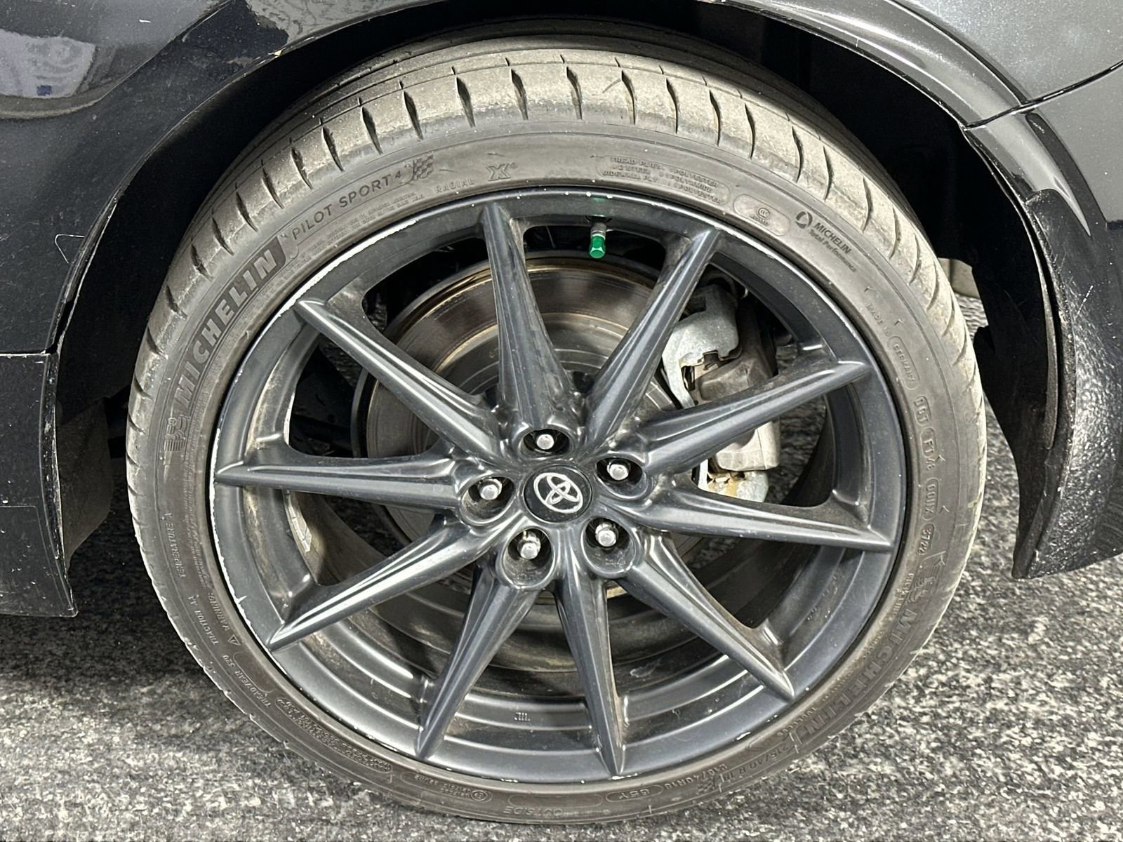 Used 2023 Toyota GR86 Premium w/ ALL Weather Mat Package (TMS) image 10