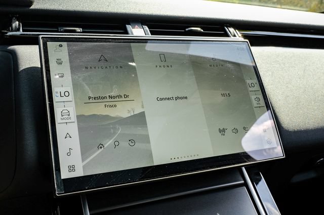 New 2026 Land Rover Range Rover Velar S AWD/4WD image 30