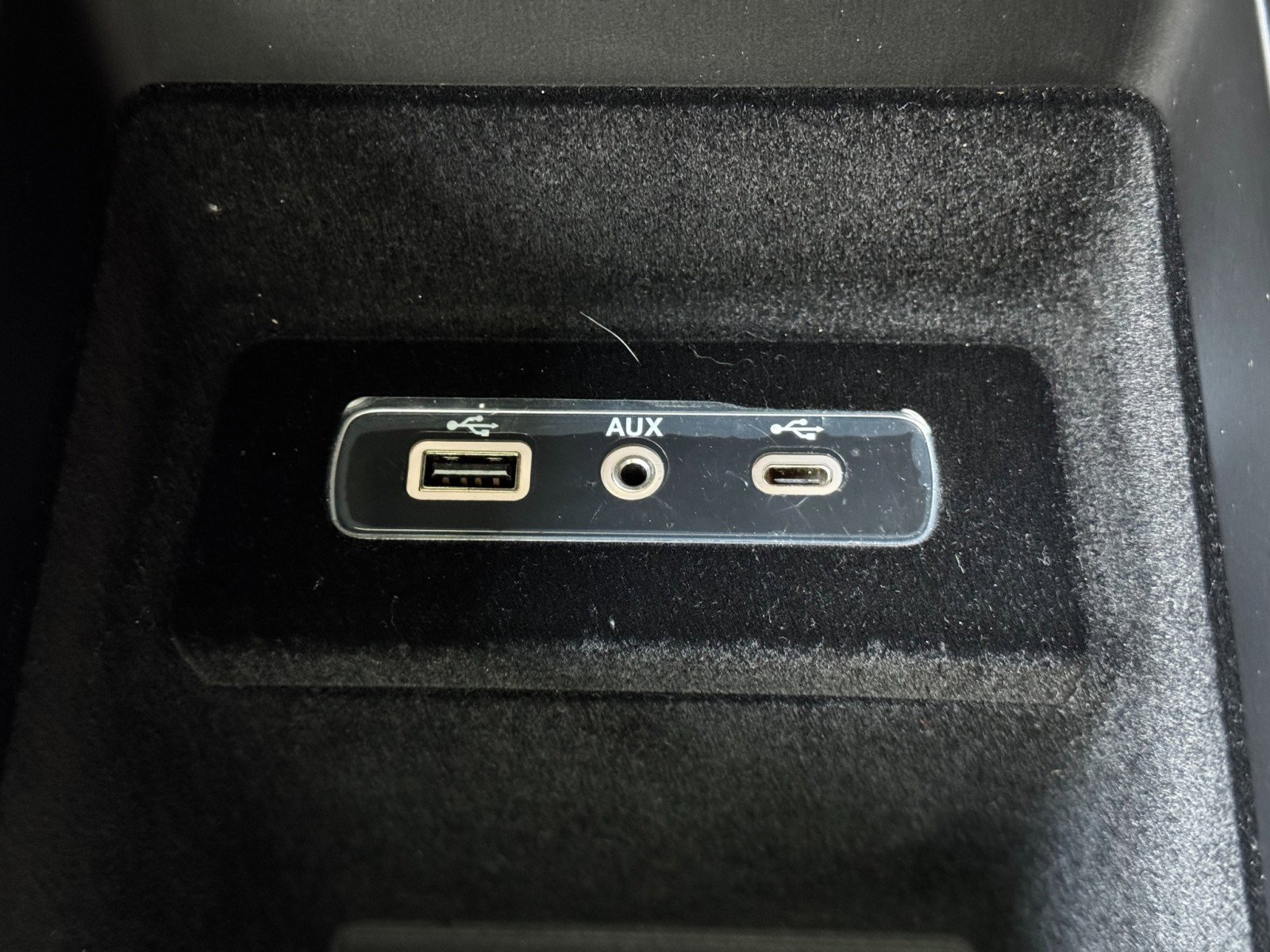 Used 2024 Alfa Romeo Stelvio Sprint image 33