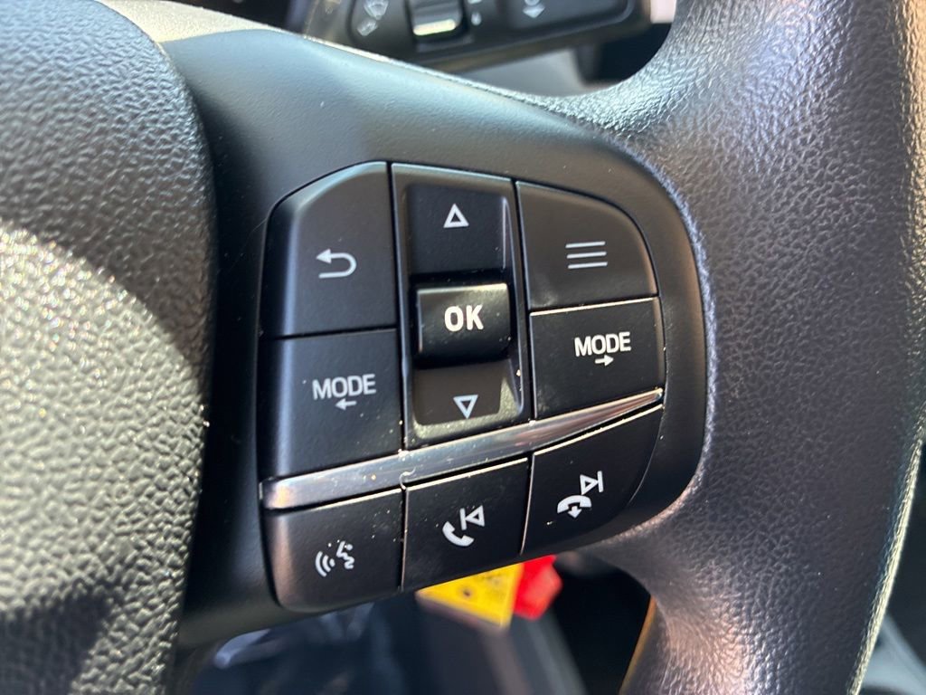 Used 2025 Ford Maverick XL w/ Equipment Group 102A AWD/4WD image 27