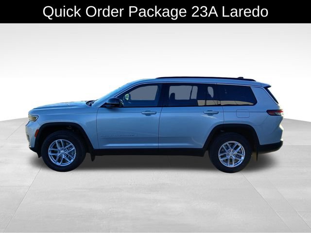 New 2025 Jeep Grand Cherokee L Laredo w/ Luxury Tech Group I AWD/4WD image 2