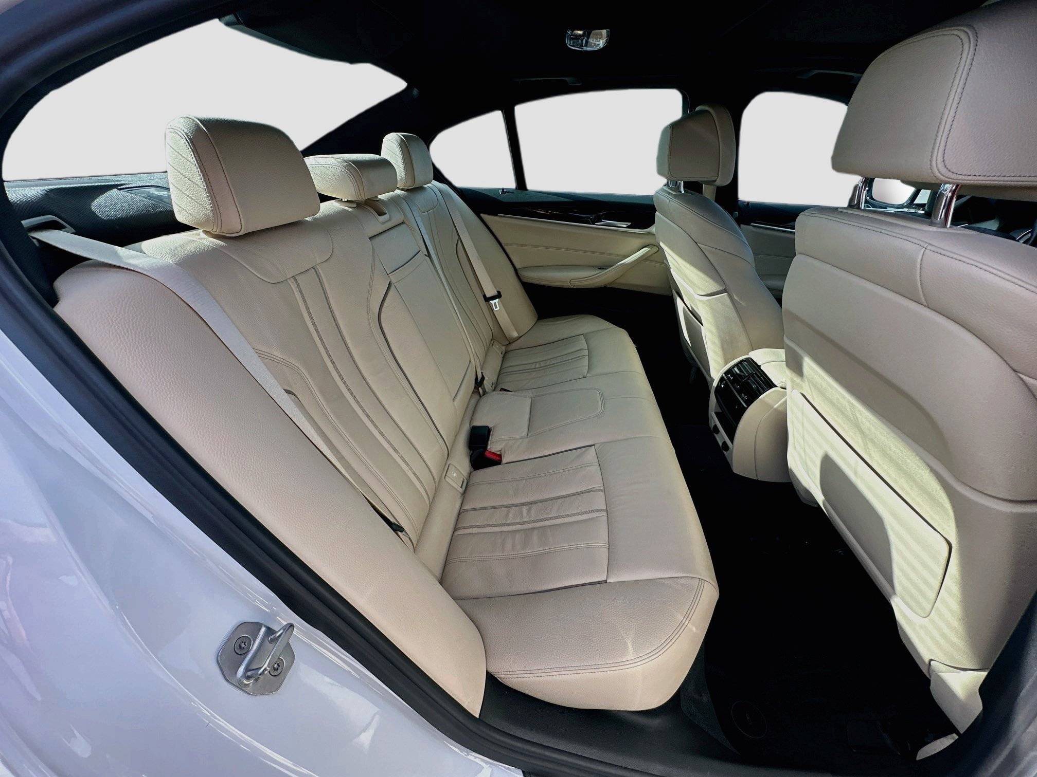 Used 2017 BMW 540i RWD image 28