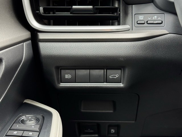Certified 2024 Toyota Grand Highlander XLE image 37