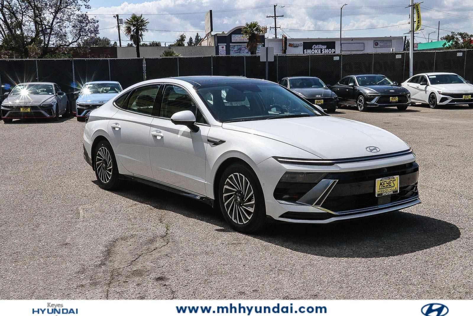 New 2026 Hyundai Sonata Limited FWD image 5
