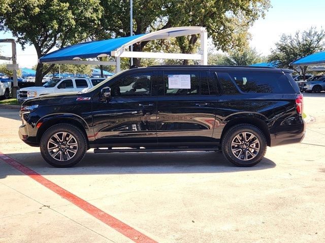 Used 2023 Chevrolet Suburban Z71 w/ Luxury Package image 12