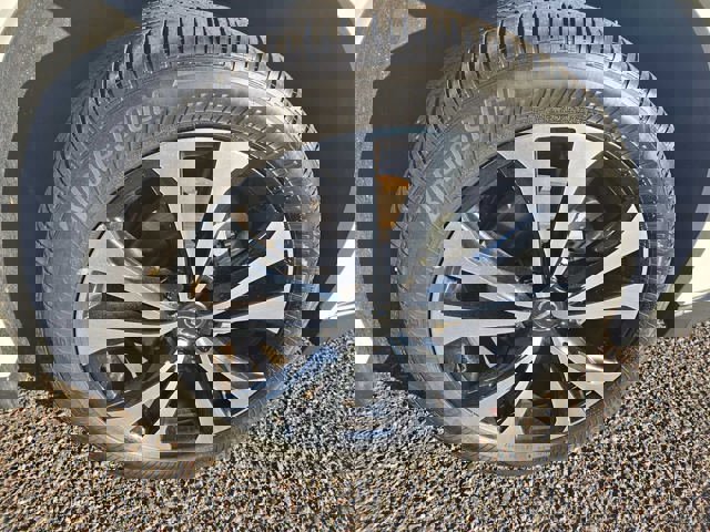 Certified 2025 Lexus UX 300h FWD image 9