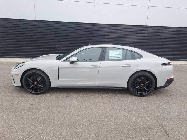 New 2026 Porsche Panamera 4 image 2