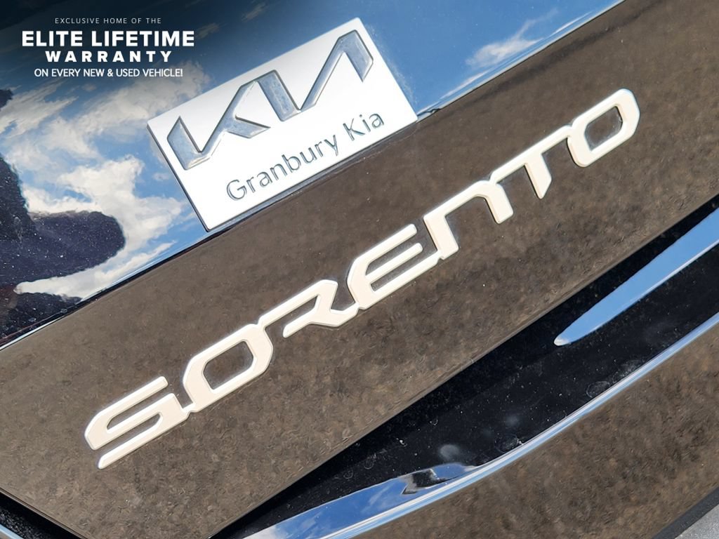 Certified 2026 Kia Sorento S FWD image 10