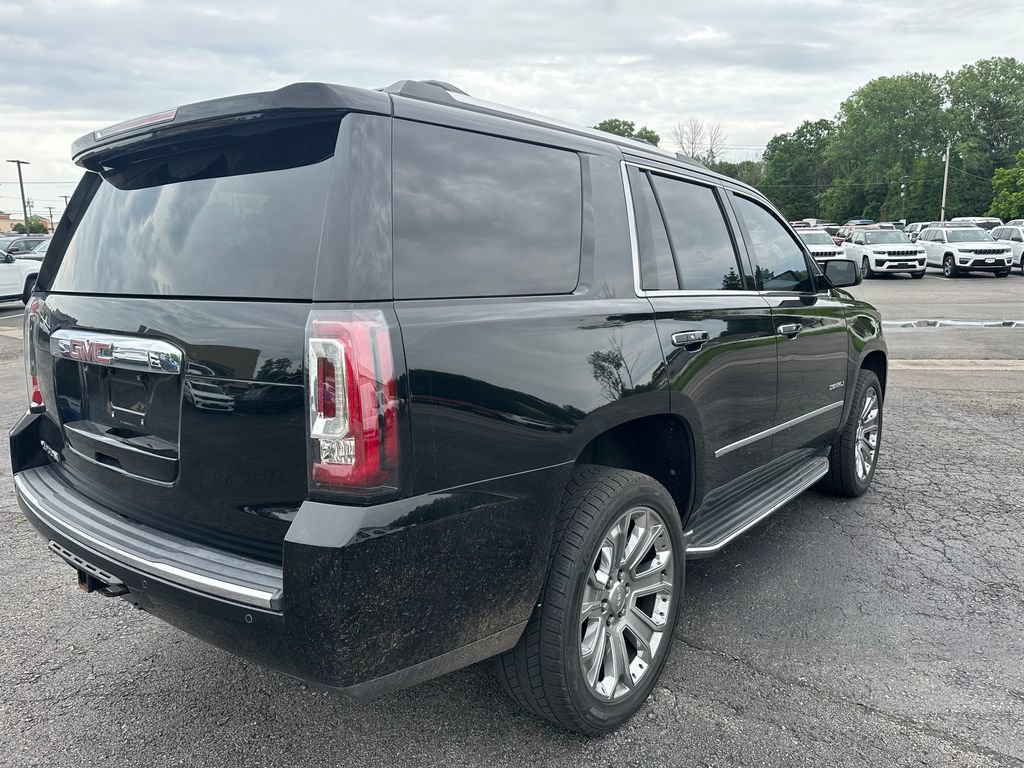 Used 2017 GMC Yukon Denali w/ Open Road Package AWD/4WD image 13