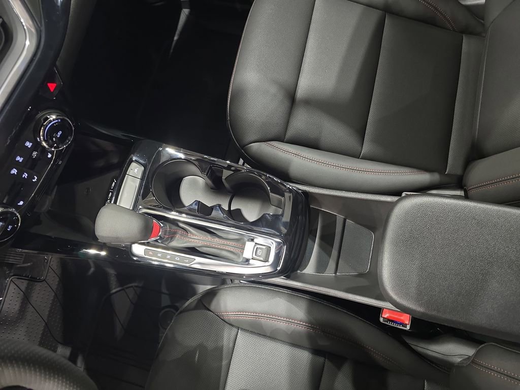 New 2026 Chevrolet Trax RS w/ Sunroof Package image 25