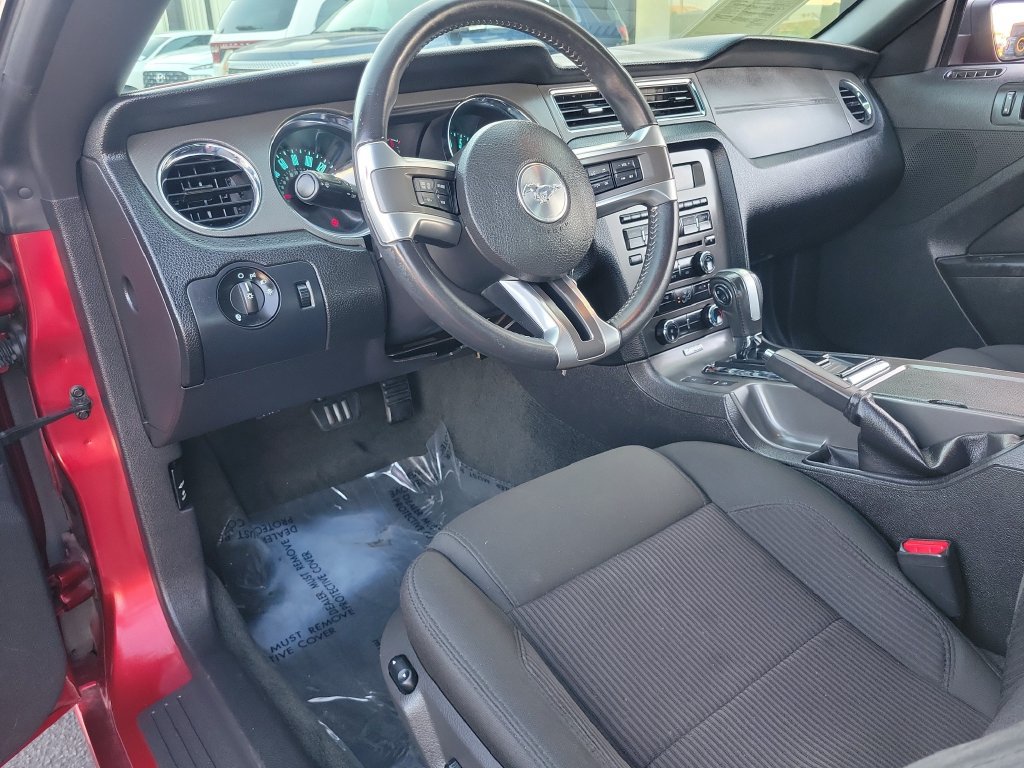 Used 2014 Ford Mustang Convertible w/ Equipment Group 102A RWD image 12