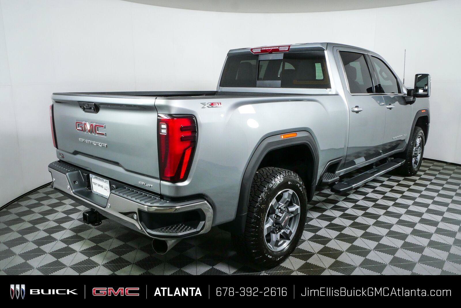 New 2026 GMC Sierra 2500 SLT w/ SLT Premium Package AWD/4WD image 3
