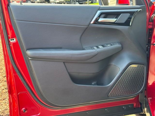 New 2025 Mitsubishi Outlander SE image 20