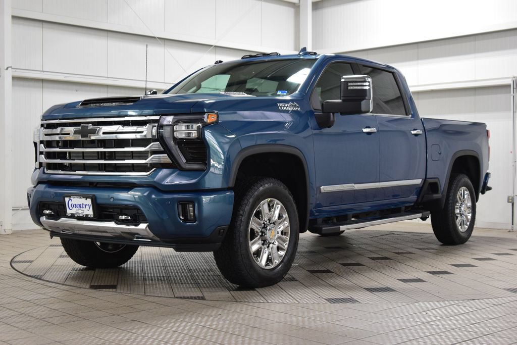 New 2026 Chevrolet Silverado 2500 High Country w/ High Country Premium Package AWD/4WD image 3