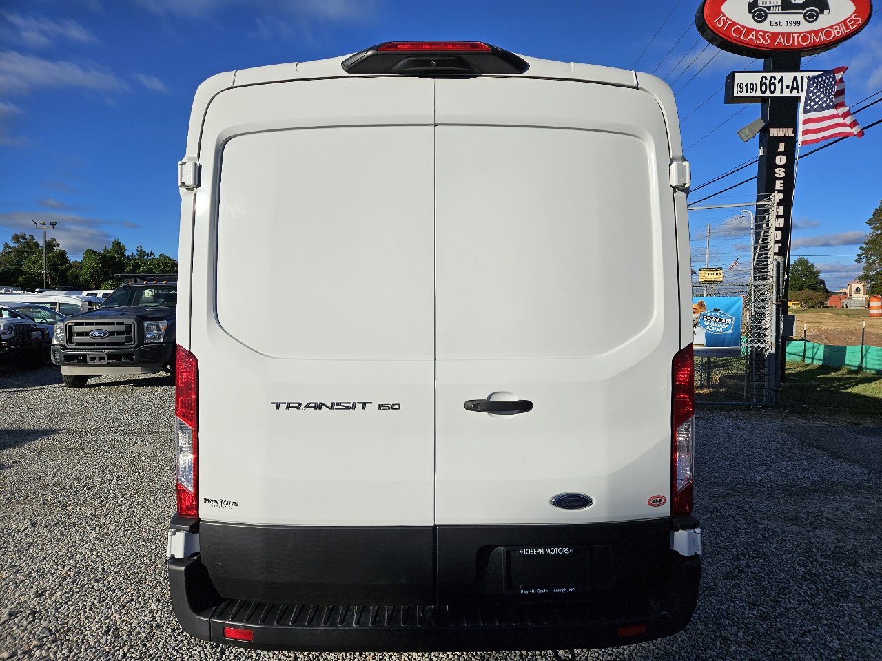 Used 2020 Ford Transit 150 Medium Roof image 4