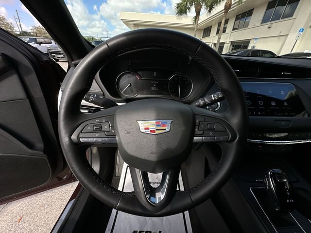 Certified 2023 Cadillac XT4 Premium Luxury FWD image 22