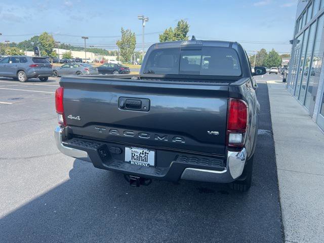 Certified 2022 Toyota Tacoma SR5 image 4