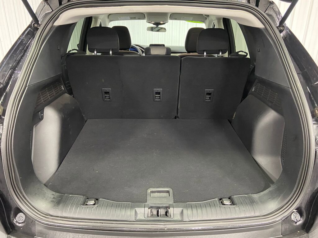 Used 2021 Ford Escape SE image 11