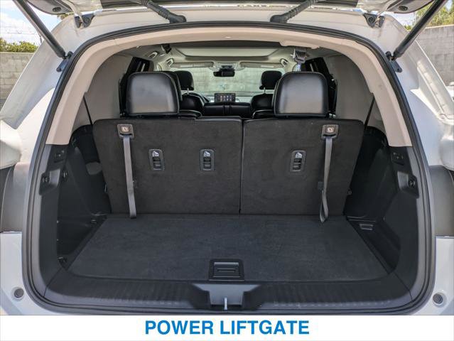 Certified 2025 Honda Pilot Touring image 23