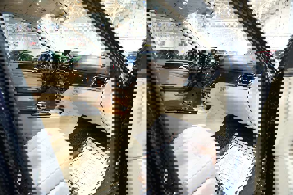 Used 2019 Mercedes-Benz GLE 400 4MATIC w/ Premium 1 Package image 34