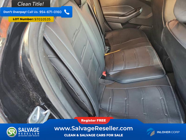 Used 2017 Ford Focus SE image 13