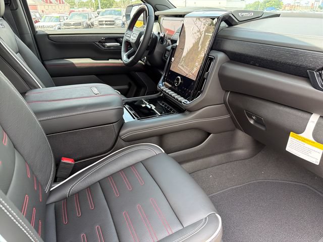 New 2026 GMC Yukon XL AT4 Ultimate AWD/4WD image 20
