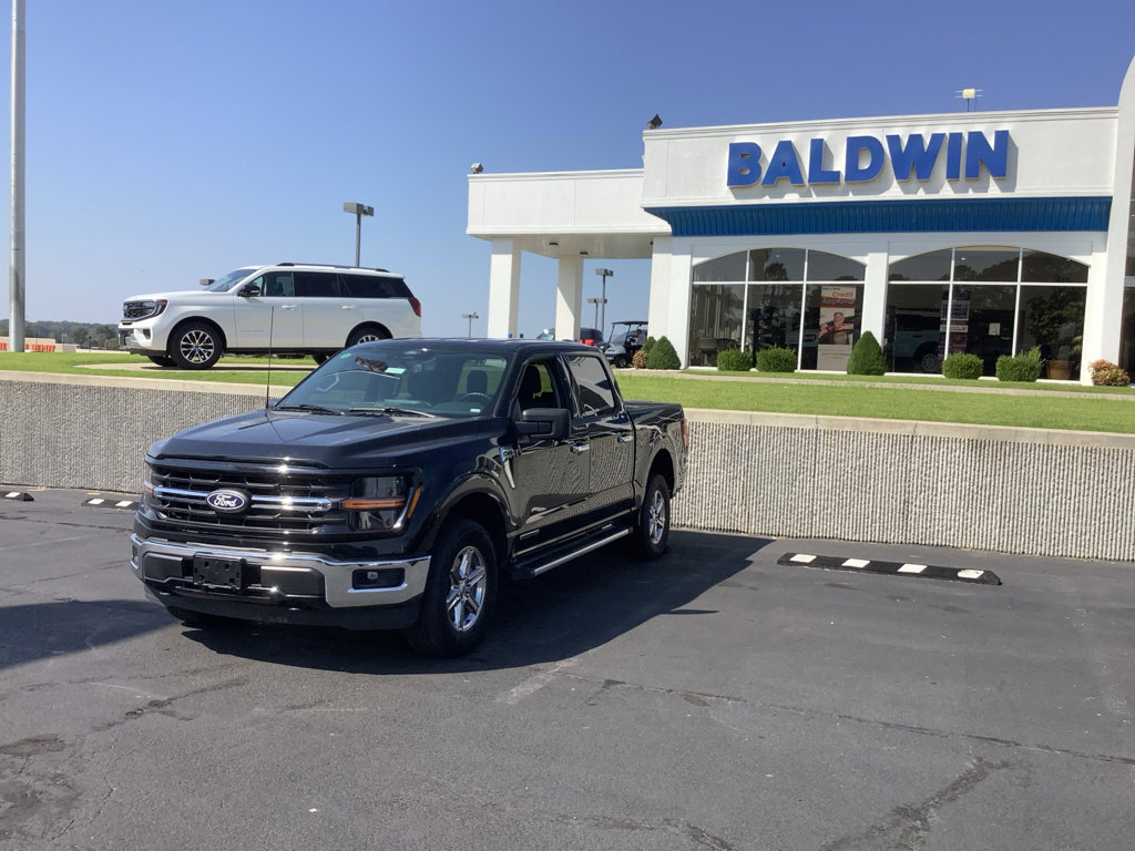 Used 2024 Ford F150 XLT w/ Mobile Office Package image 3