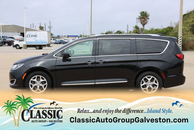 Used 2019 Chrysler Pacifica Touring-L Plus FWD image 5