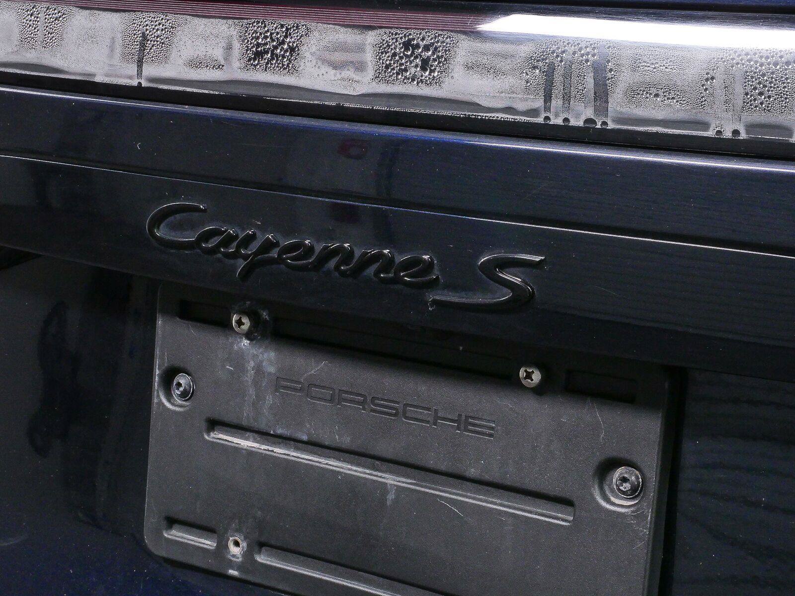 Certified 2022 Porsche Cayenne S Platinum AWD/4WD image 35