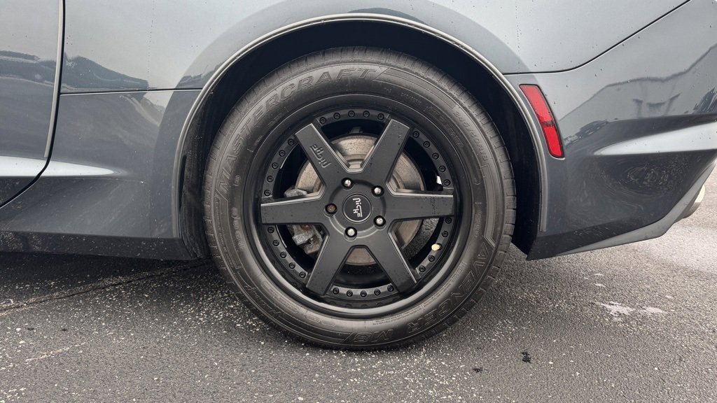 Used 2019 Chevrolet Camaro LT image 28