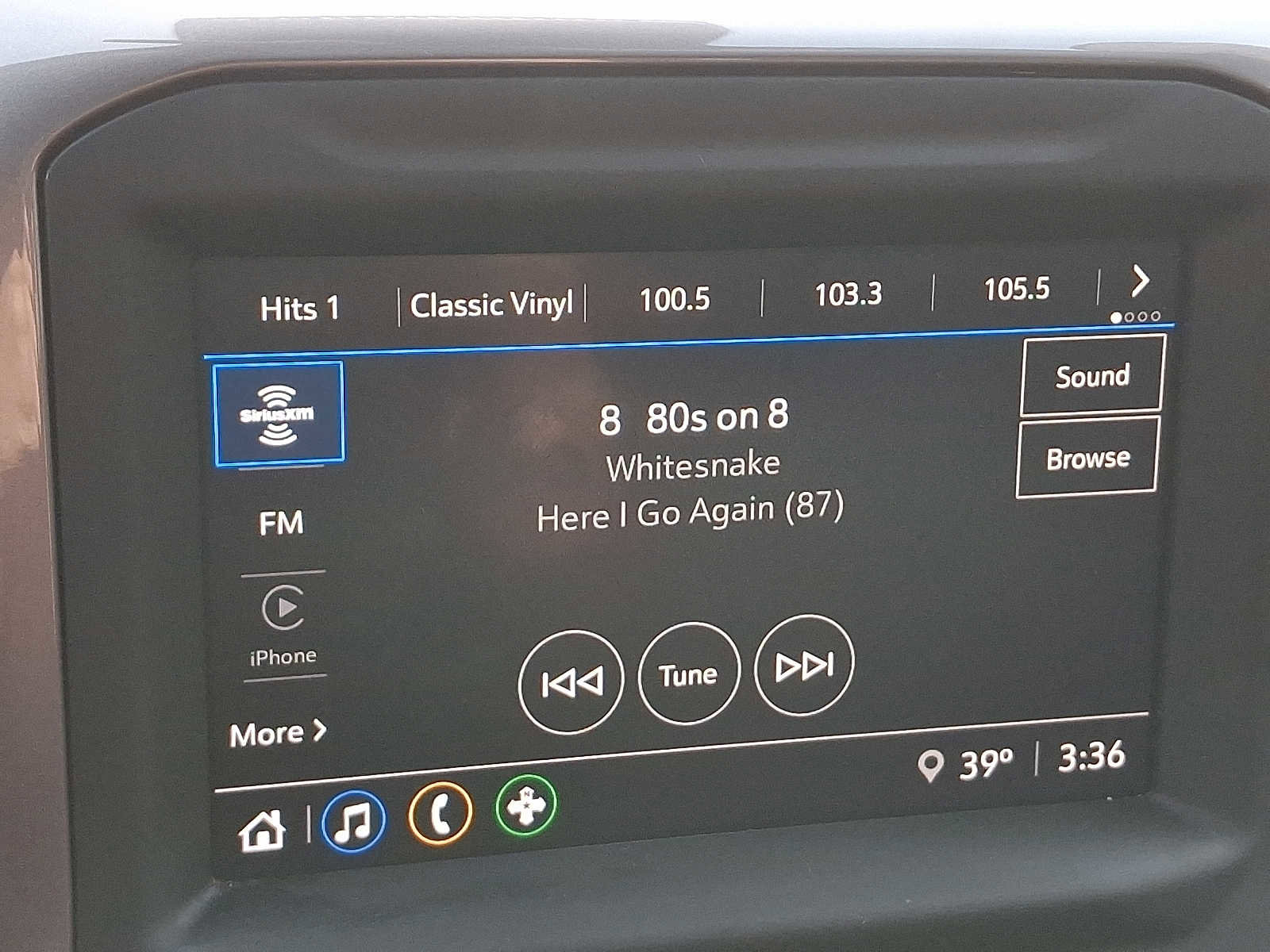 Used 2023 Chevrolet Silverado 1500 Custom image 17