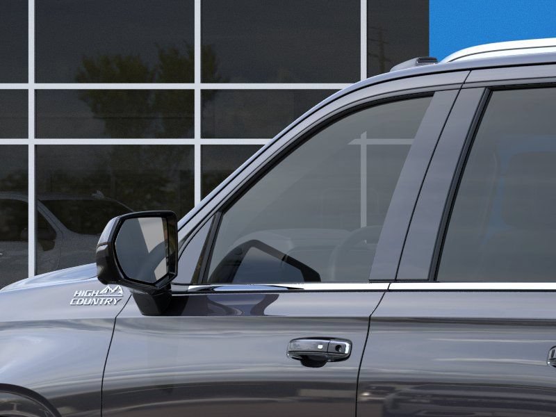 New 2026 Chevrolet Suburban High Country AWD/4WD image 12