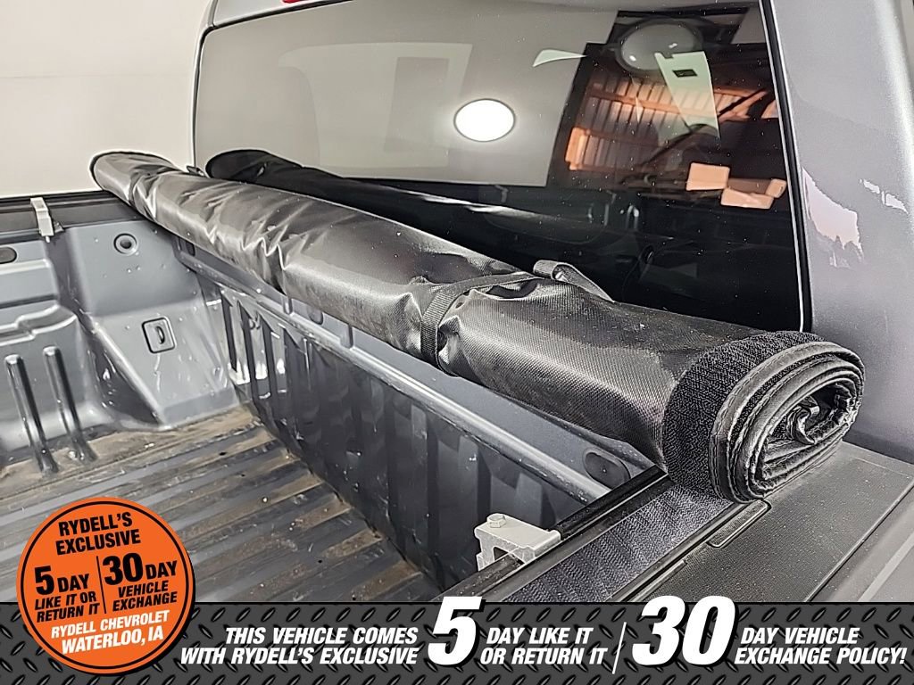 Certified 2022 Chevrolet Colorado W/T w/ Custom Special Edition image 14