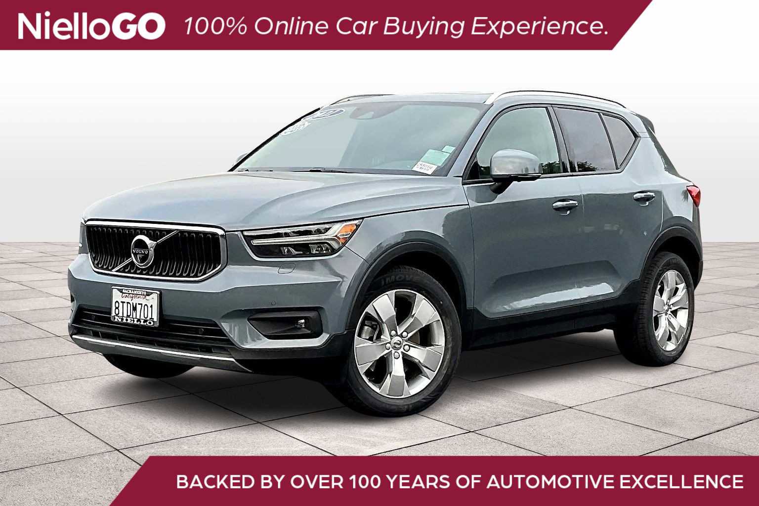 Used 2021 Volvo XC40 T5 Momentum