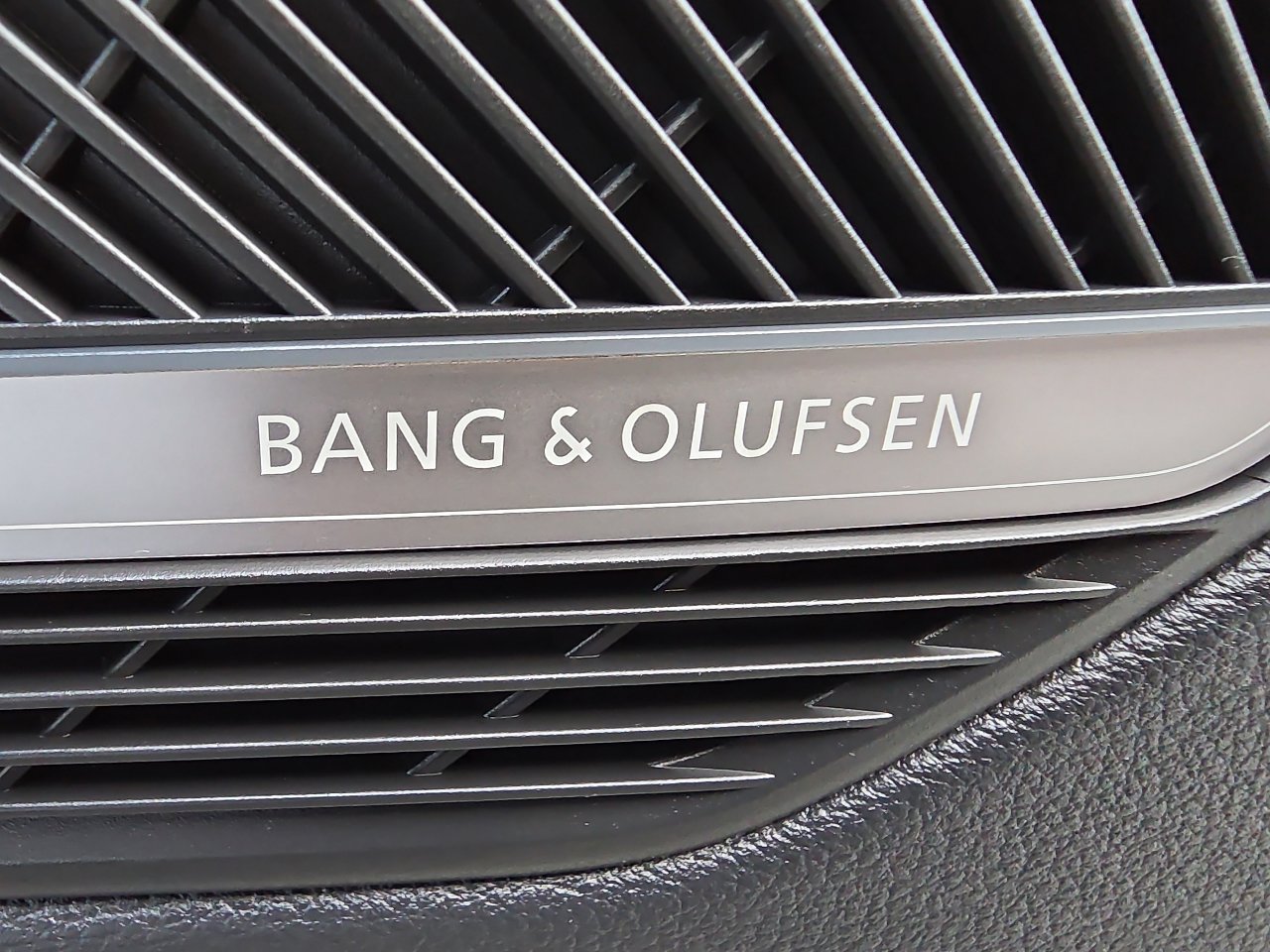 Used 2023 Audi A4 2.0T Premium Plus w/ Premium Plus Package image 47