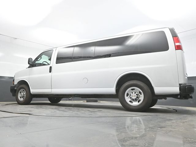Used 2024 Chevrolet Express 3500 LS RWD image 34