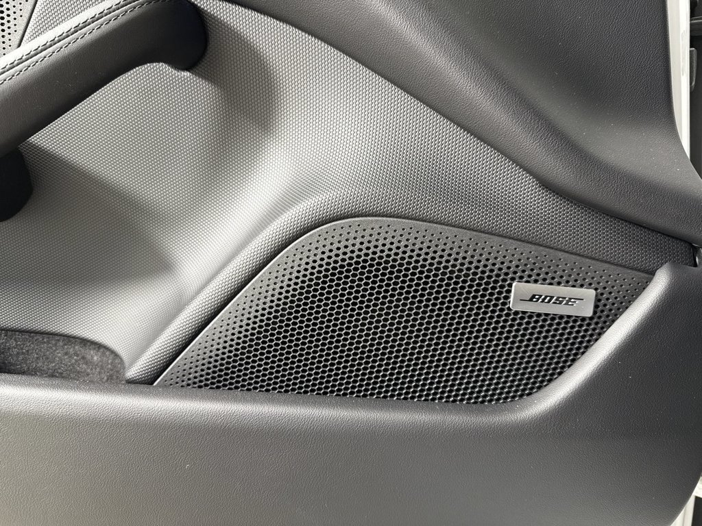 New 2026 Porsche Taycan 4S AWD/4WD image 33