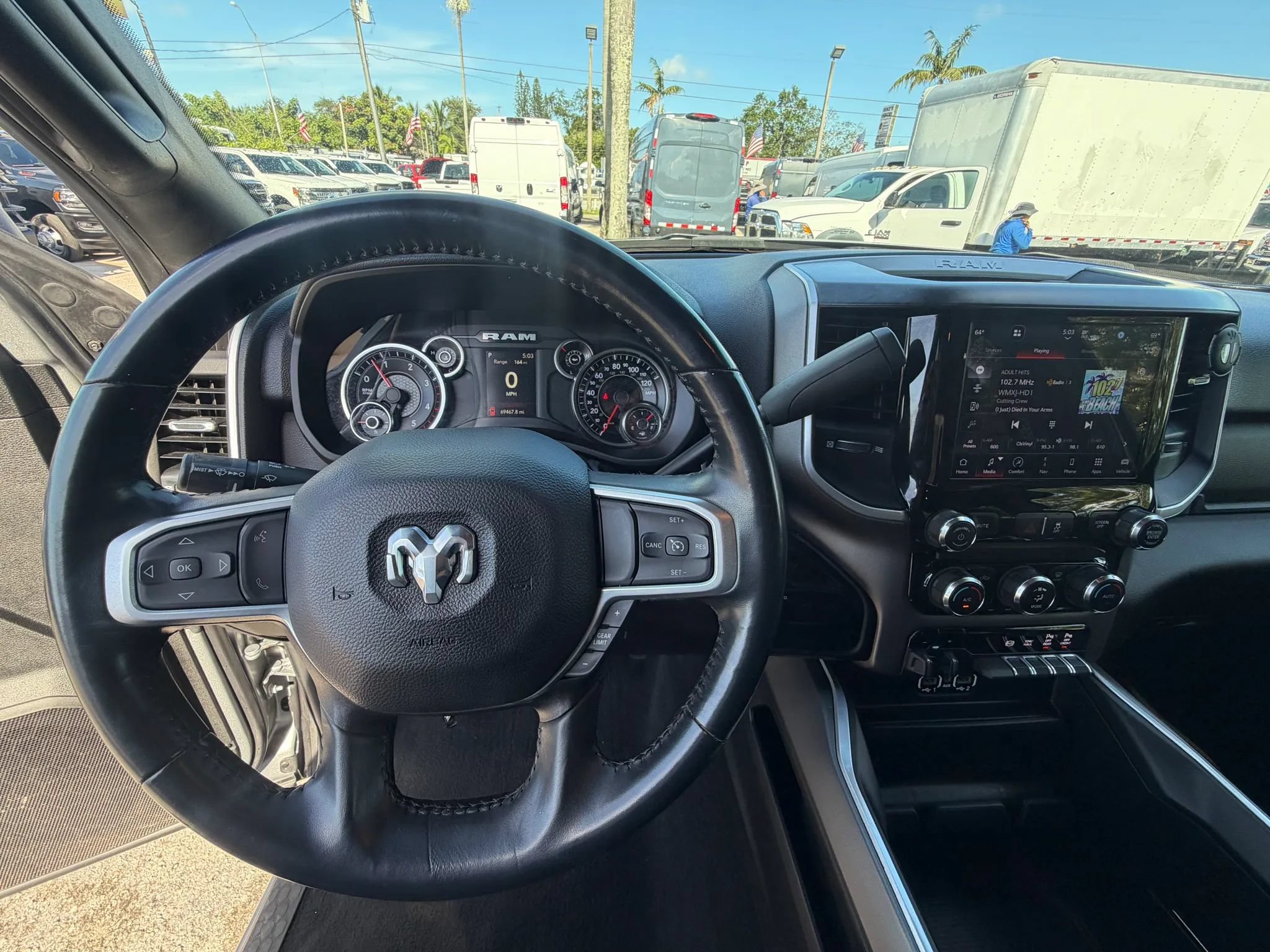Used 2023 RAM 3500 Big Horn w/ Level 1 Equipment Group AWD/4WD image 10
