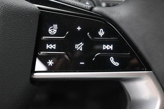 Used 2025 Audi Q5 Premium w/ Convenience Package AWD/4WD image 17