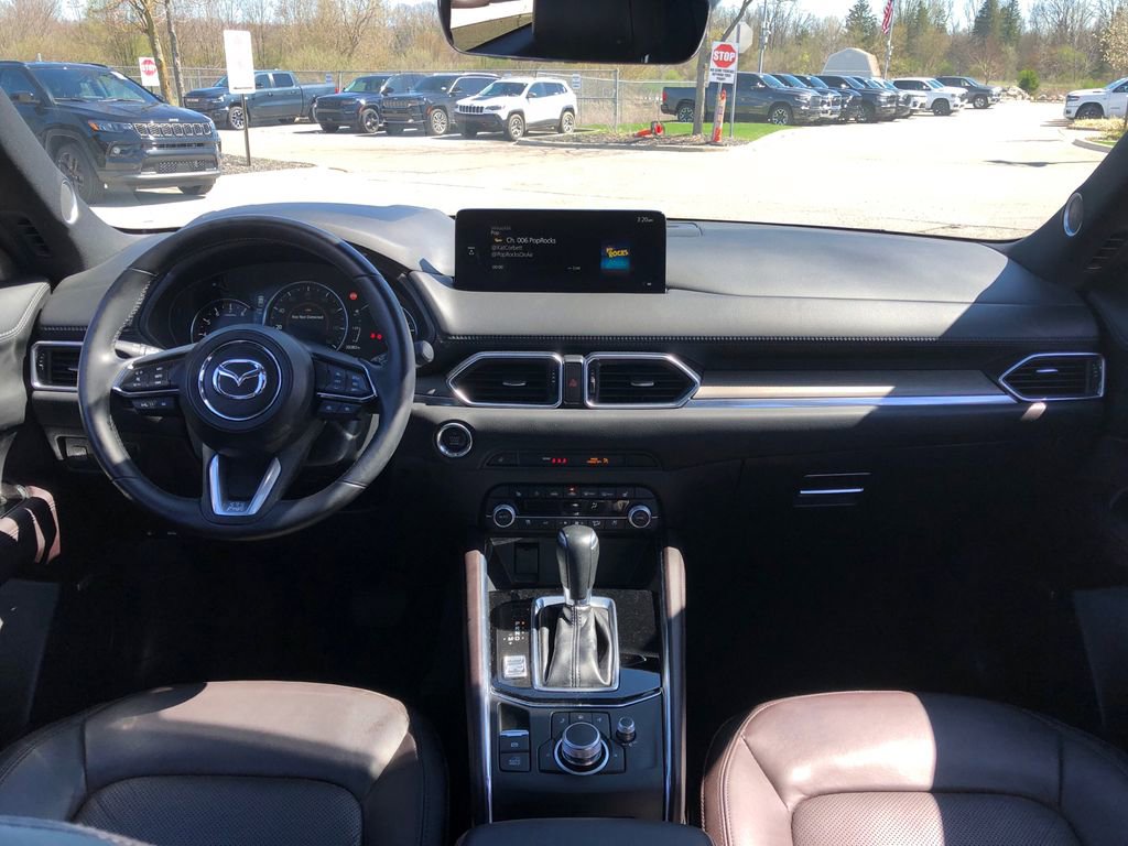 Used 2023 MAZDA CX-5 Signature image 28