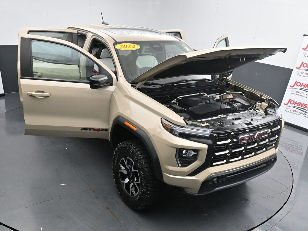 Used 2024 GMC Canyon AT4X image 40
