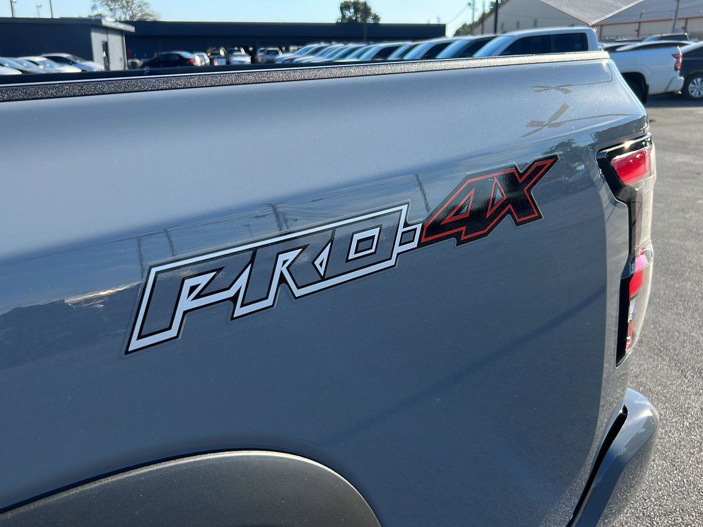 New 2026 Nissan Frontier PRO-4X w/ Pro-4x Convenience Package image 10