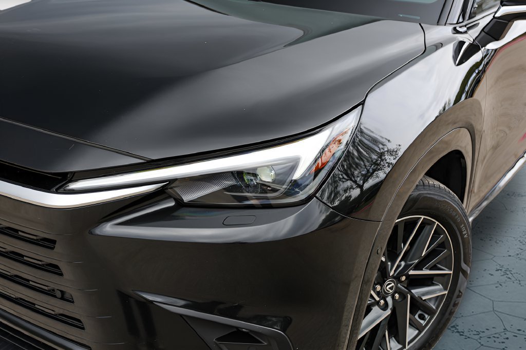Used 2024 Lexus TX 350 FWD w/ Technology Package image 2