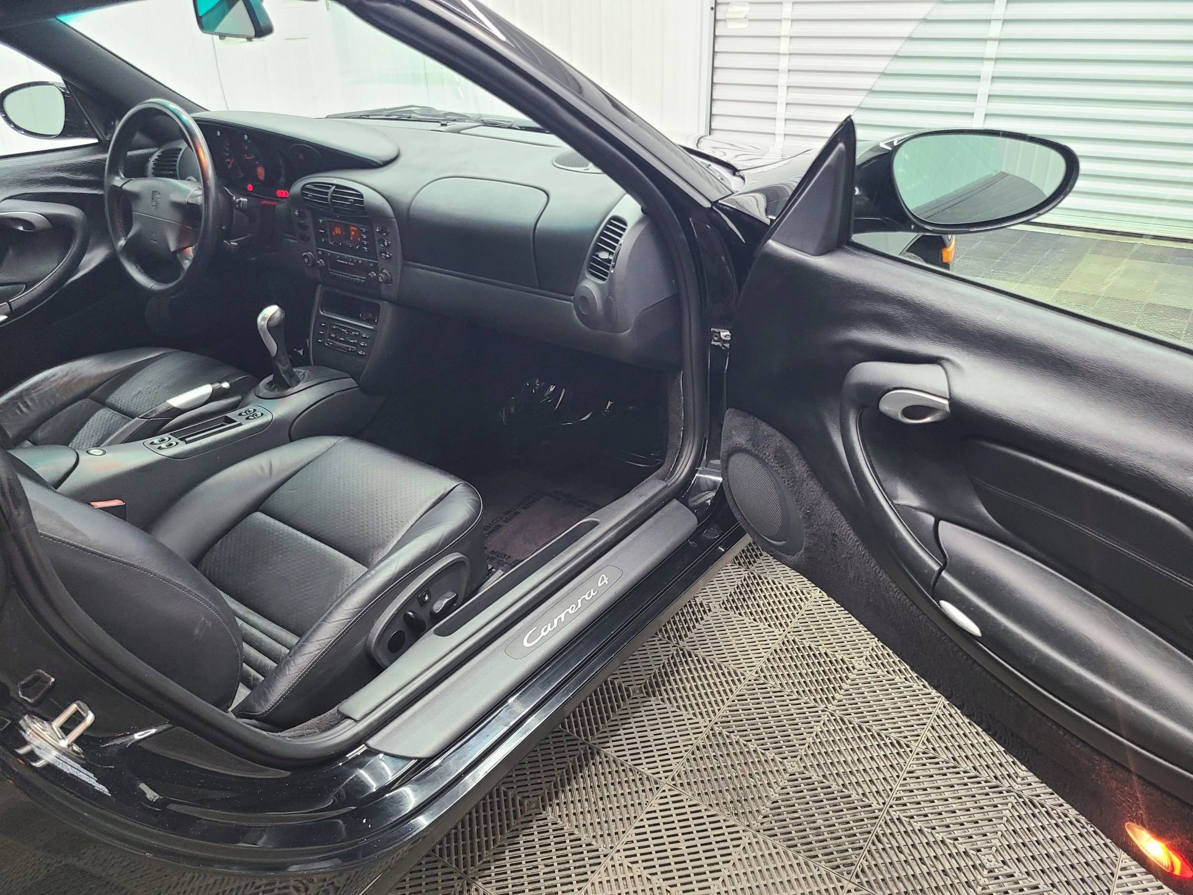 Used 1999 Porsche 911 Carrera 4 image 35