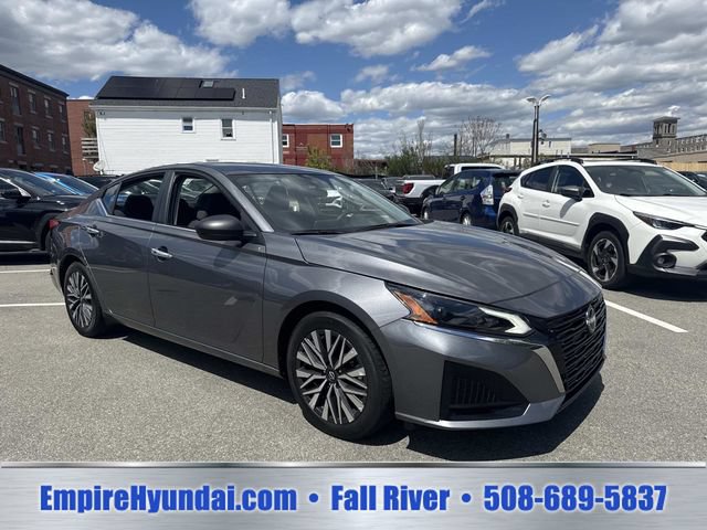 Used 2024 Nissan Altima 2.5 SV FWD video 2
