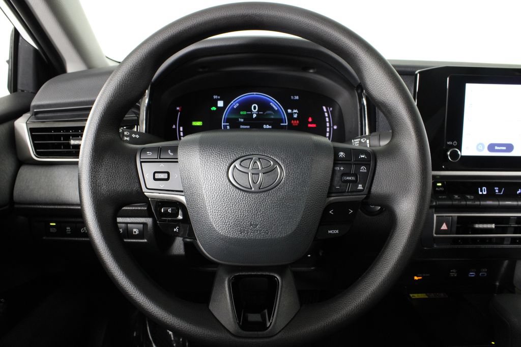Used 2026 Toyota Camry LE FWD image 9