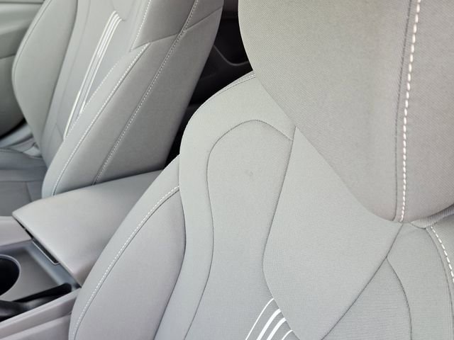 Used 2024 Hyundai Elantra SEL image 23